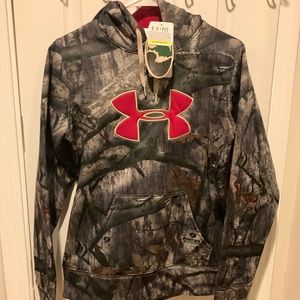 Camo UnderArmour hoodie